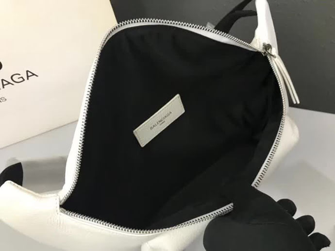 BALENCIAG巴黎世家 頂級原單質量 摔紋小牛皮 胸包 腰包 男女同款 4N1000  BL1319